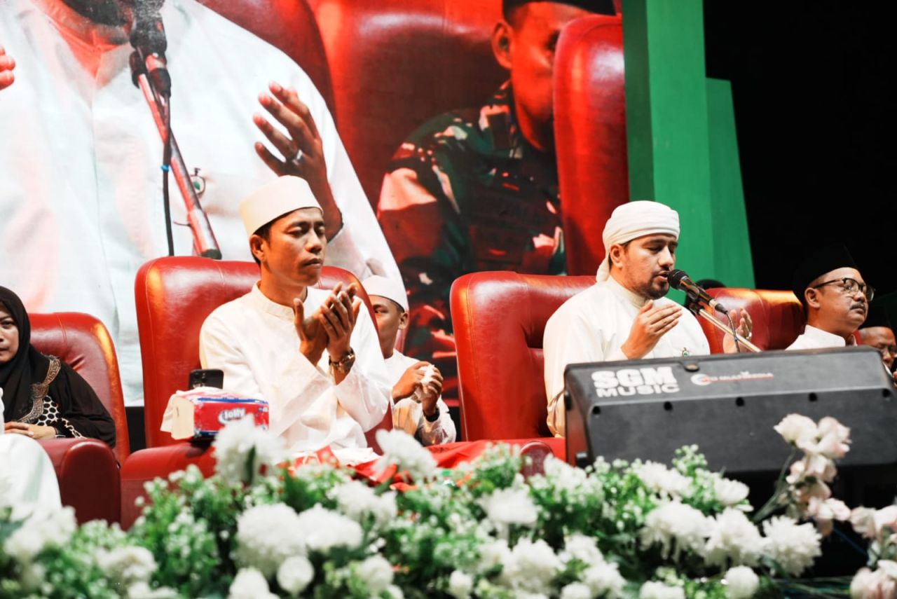 Fauzan Fuadi Awali Reses dengan Berselawat Bersama Habib Anies Bin Idrus Syahab