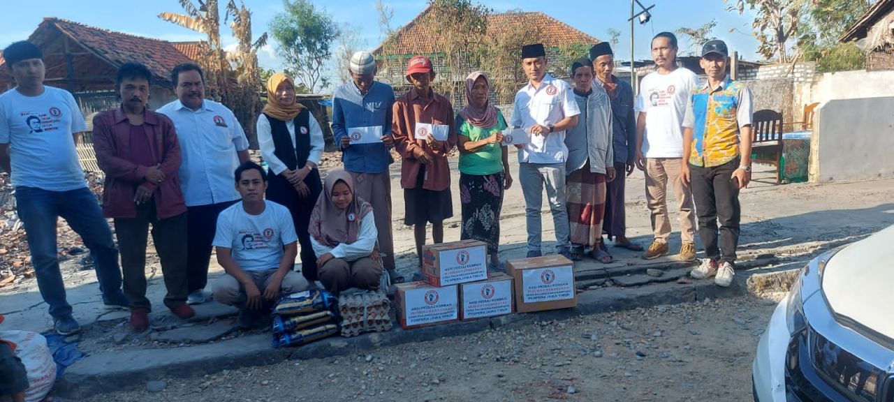 Pospera Jatim dan Sampang Salurkan Bantuan Korban Kebakaran