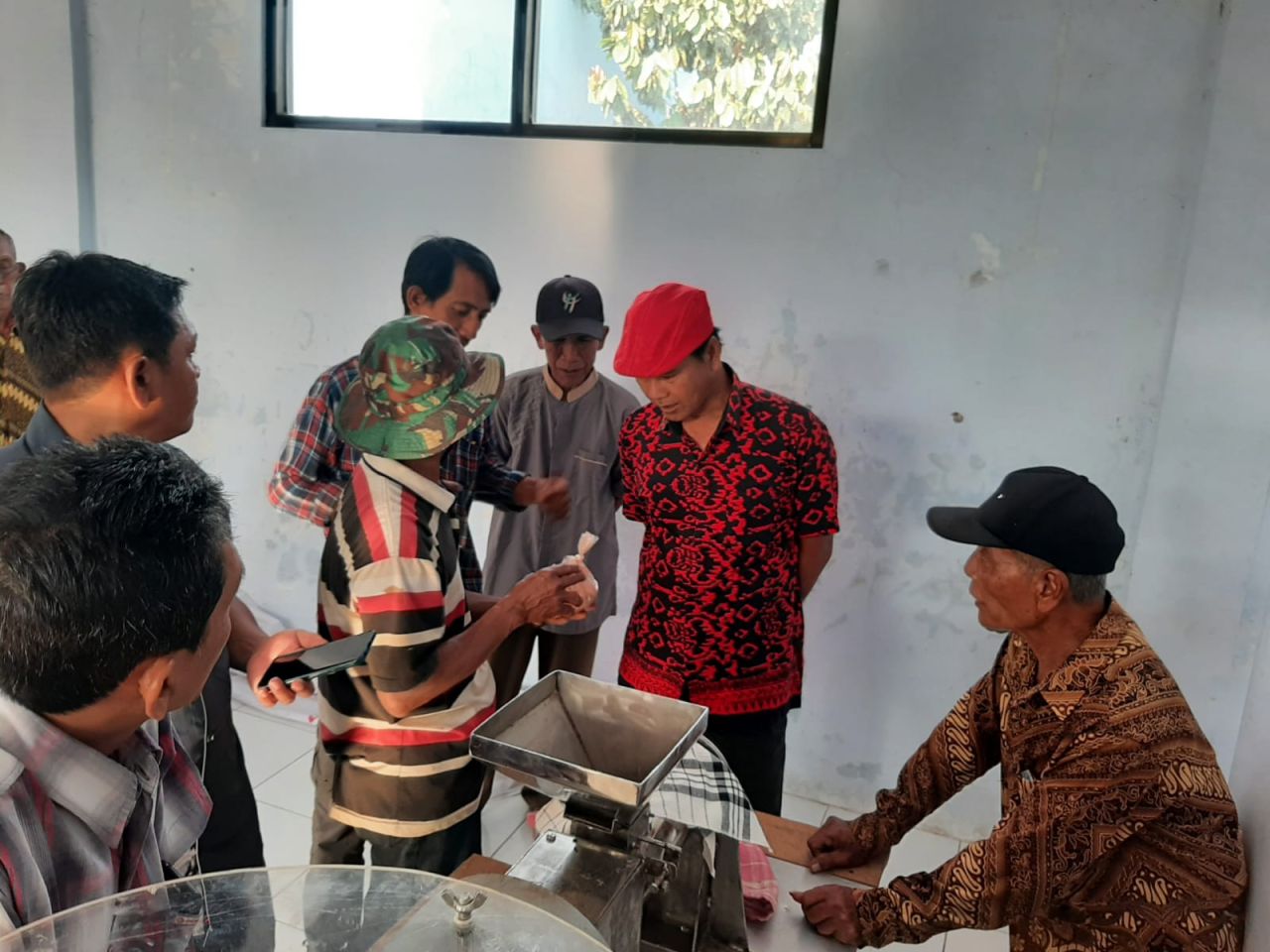 Tingkatkan Nilai Jual Kakao, Dosen Untag Lakukan Pendampingan Petani