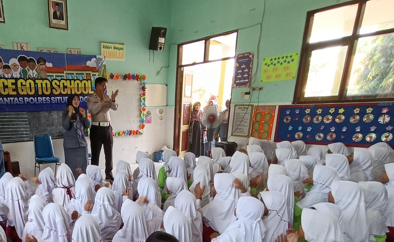 Police Go To School, Upaya Polisi di Situbondo Cegah Bullying