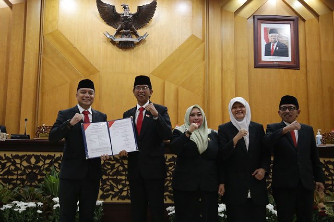 Sah, DPRD Ketok Palu APBD Kota Surabaya Tahun 2024 Tepat di Hari Pahlawan