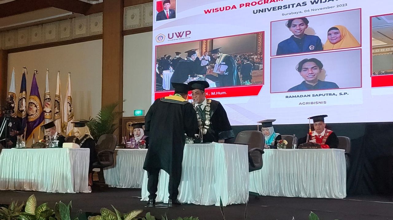 Wisuda 2023, UWP Siap Jadi Enterpreneur University