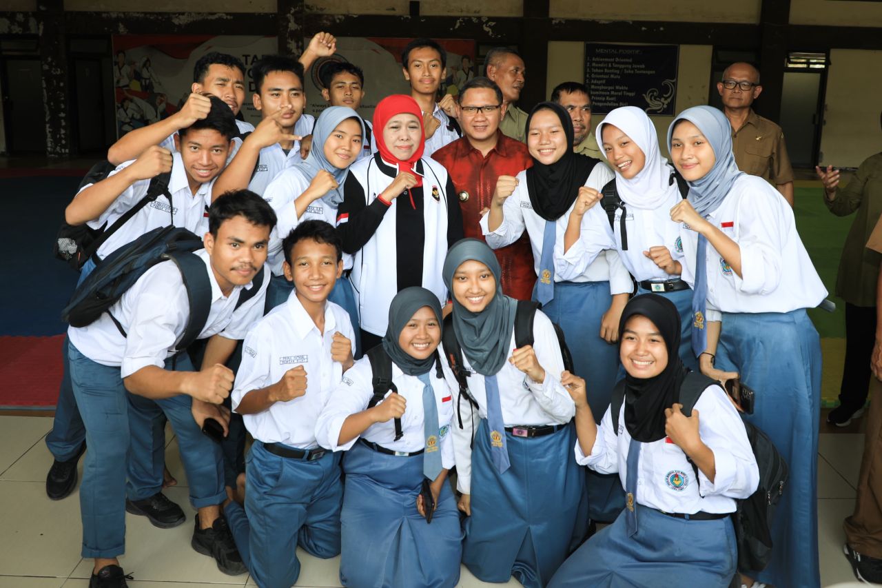 Jatim Terbanyak Nasional Diterima SNBP, Ini Reaksi Khofifah