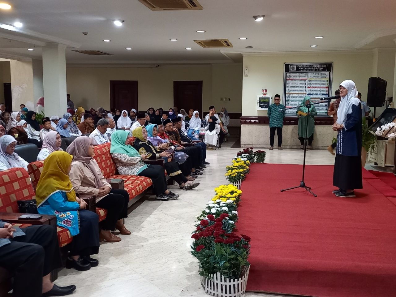 DPRD Kota Surabaya Adakan Bukber dan Santunan Anak Yatim