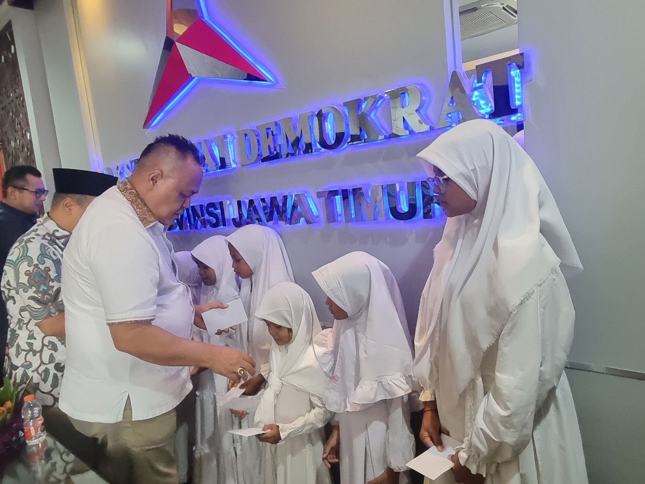 Fraksi Demokrat Doakan Khofifah-Emil Menang Pilgub, Kawal Program 5 Tahun Mendatang