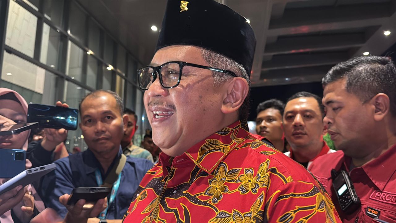 Sekjen PDIP Hasto: Ada Arus Balik Dukungan Sangat Kuat untuk Risma - Gus Hans