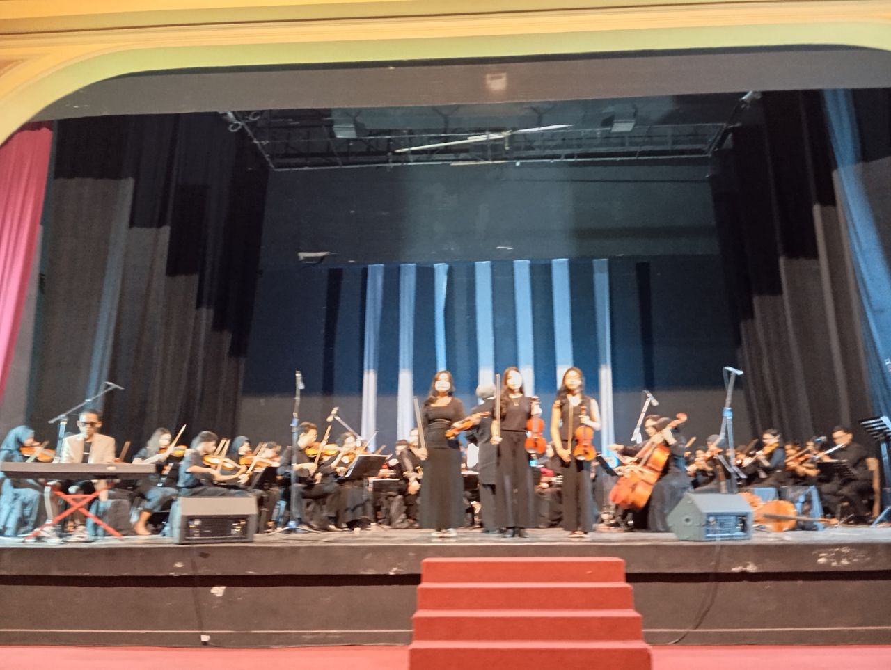 POSS - Bavisch Hadirkan Aneka Genre Musik dalam Irama Orkestra lewat Gado Gado Suroboyo