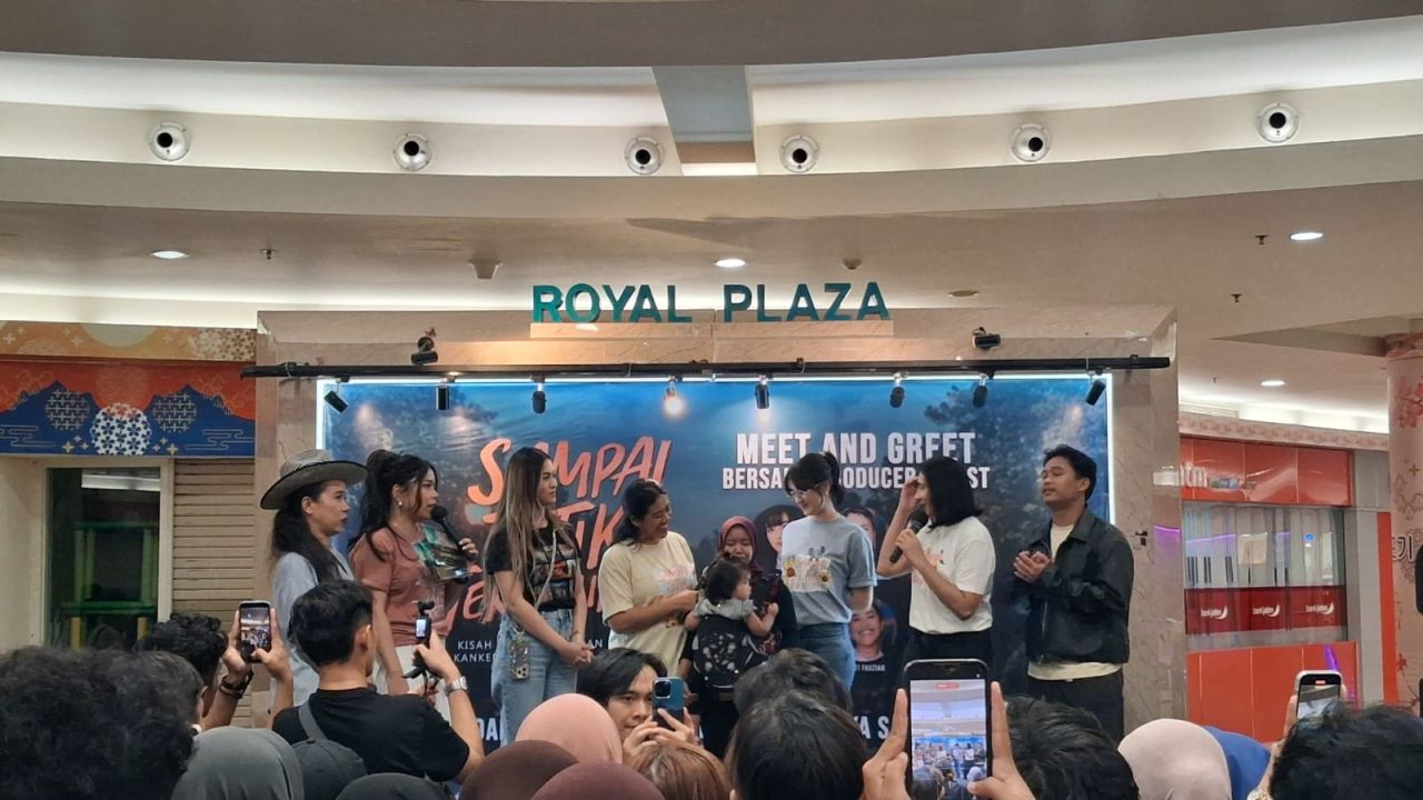Film "Sampai Titik Terakhirmu" Sukses Bikin Penonton Mewek di Surabaya