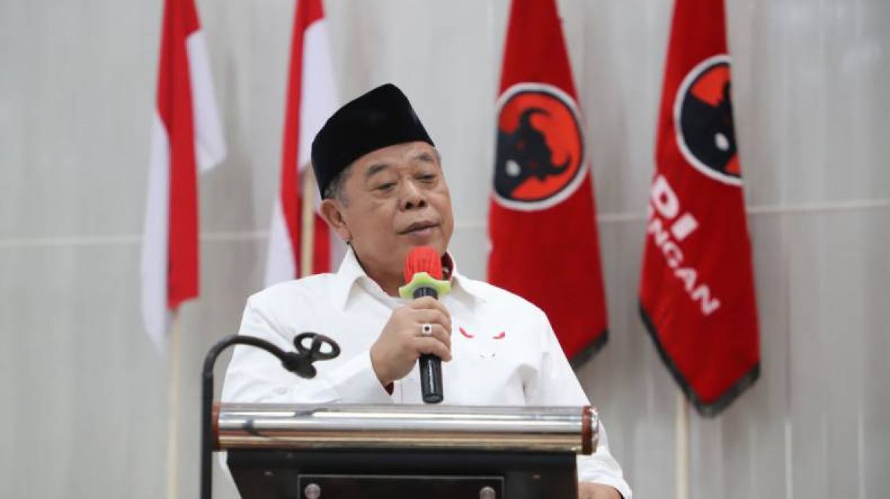 Kusnadi Mantan Ketua DPRD Jatim Wafat