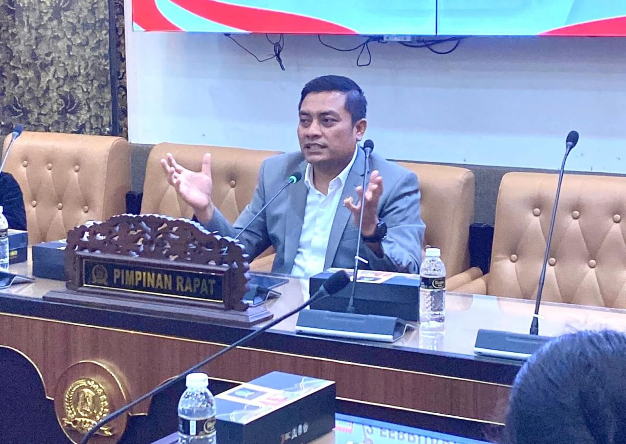 Daya Tampung SMA/SMK Negeri Jatim Hanya 39%, Puguh Wiji Pamungkas Ingatkan Keadilan SPMB