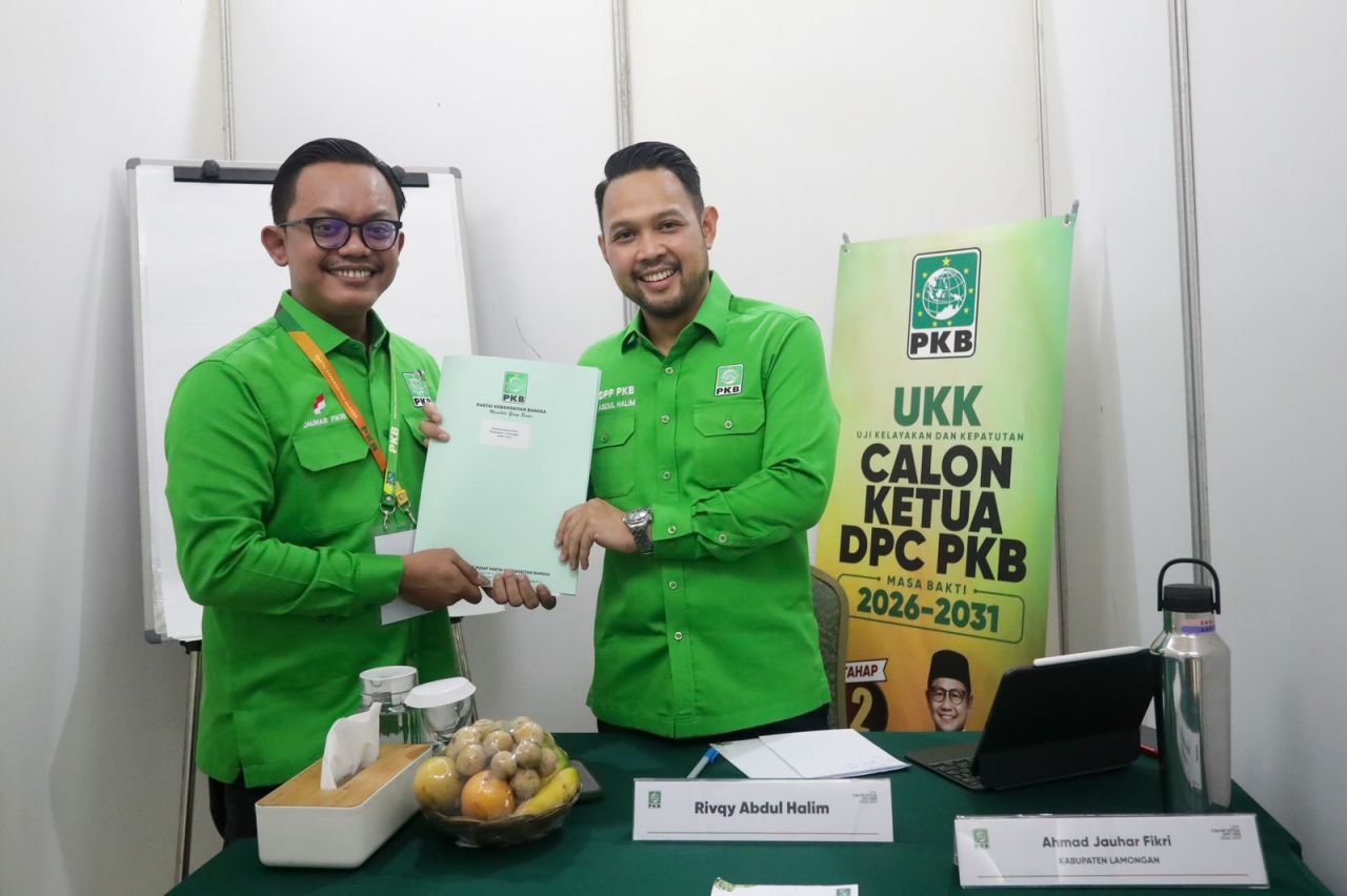 Ahmad Jauhar Fikri (kiri). FOTO: ist