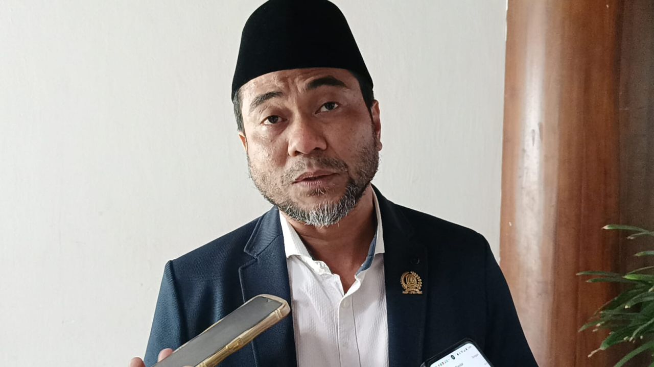 Khusnul Arif DPRD Jatim Minta PT KAI Tak Hanya Andalkan SOP Usai Viral Petugas PJL Diduga Tertidur