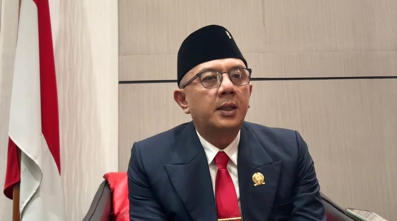 Deni Wicaksono Sentil Pungutan Sekolah: Rp100 Ribu Bisa Berat bagi Keluarga Pas-pasan