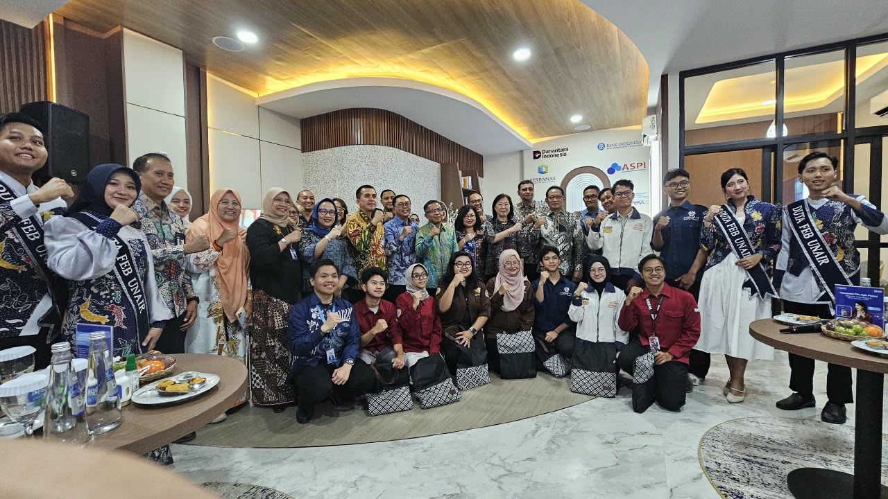 Gerai CERDAS PeKA UNAIR Perkuat Pemahaman Hak dan Pelindungan Konsumen