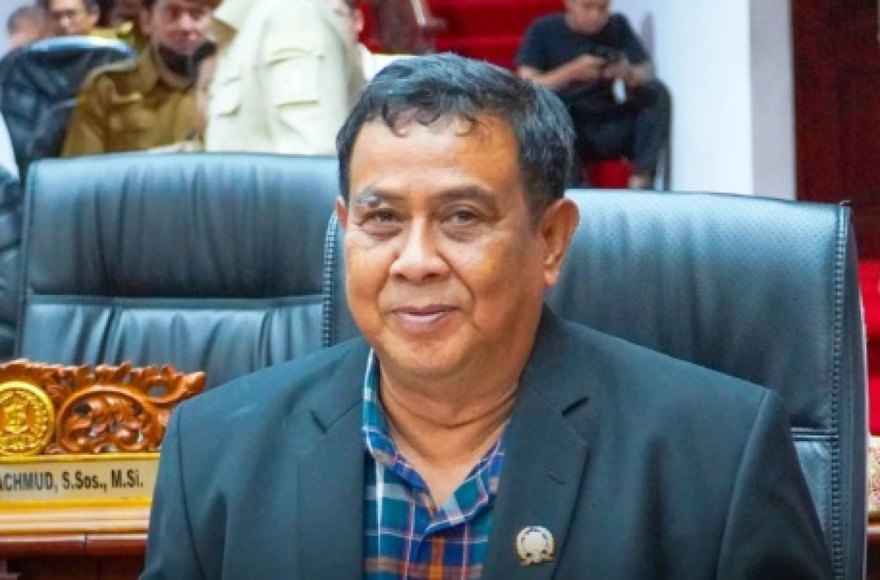 Ketua Pansus Pengendalian dan Penanggulangan Banjir, Sukadar